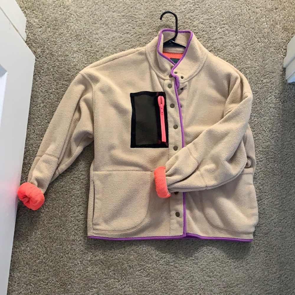 Wild Fable retro pull over